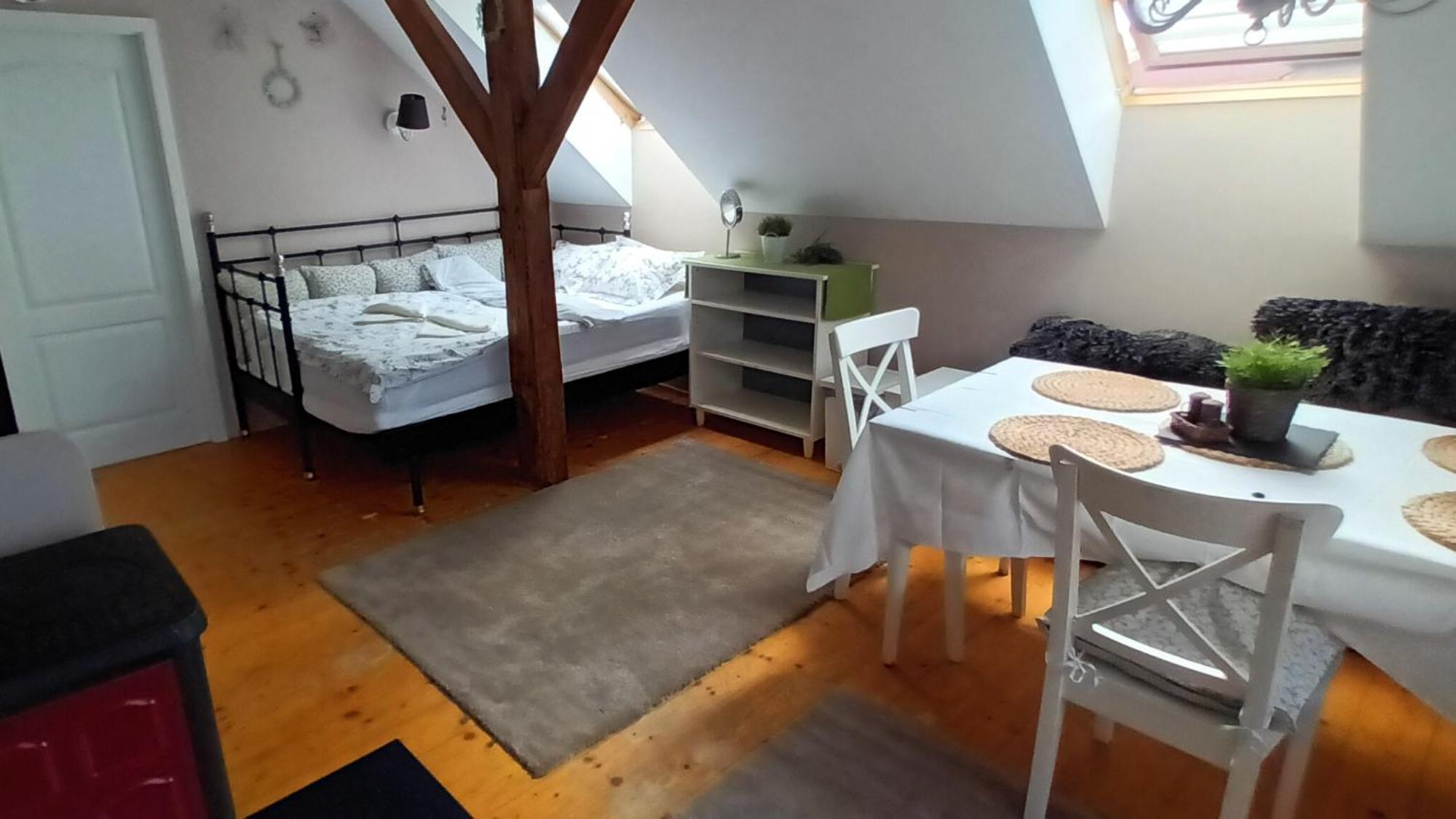 Apartmany Pod Putimskou Branou Písek エクステリア 写真